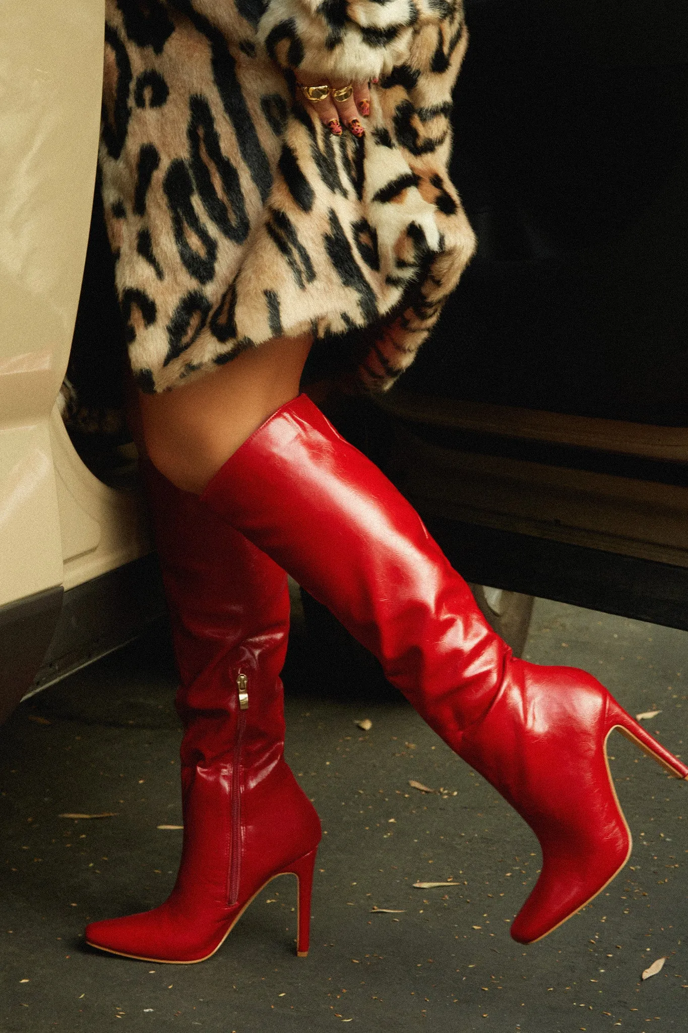 Adelaisa Knee High Heel Boots - Red